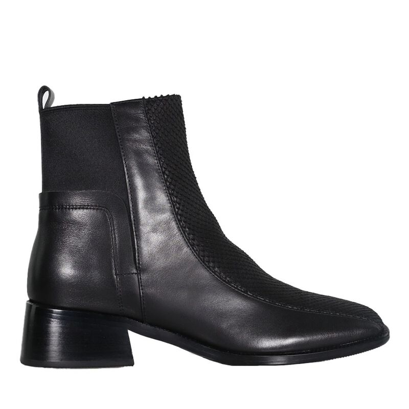 Minx Strider Boot image number 0